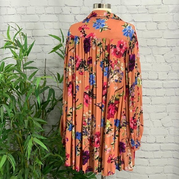 Umgee Salmon w/ Floral Pattern Oversized Dress - Picture 3 of 10